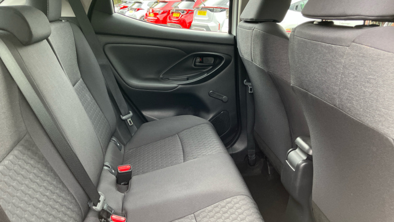 Toyota Yaris 1.5 Hybrid Icon 5dr CVT Hybrid Hatchback